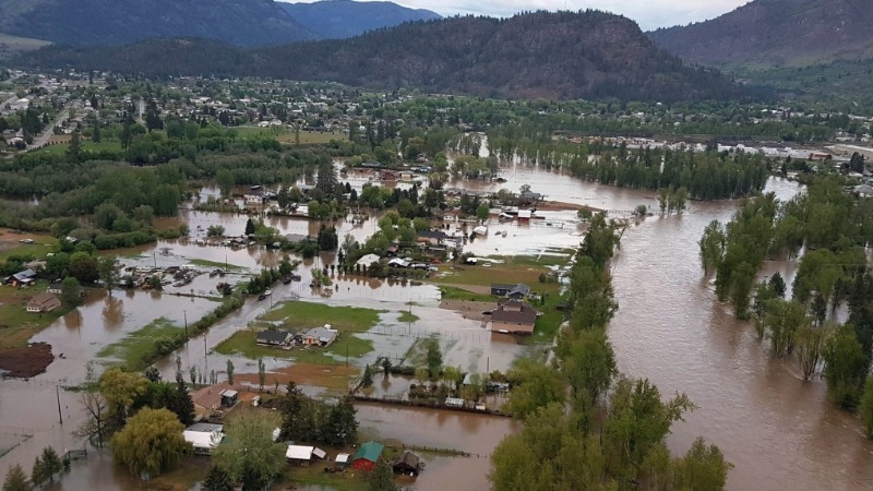 Oficiais da Colúmbia Britânica devem expor hoje novos dados sobre as enchentes na província
