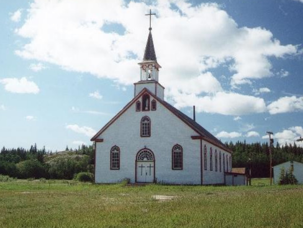 Incêndio destrói igreja histórica de 100 anos em Alberta