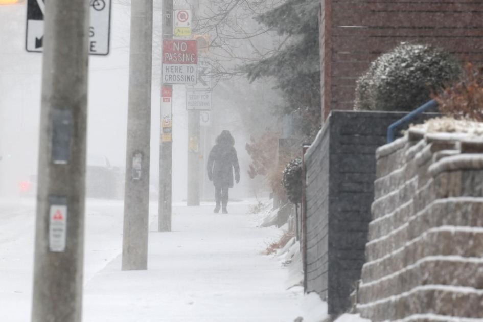 Sistema de tempestade 'lenta' trazendo neve para partes do Canadá