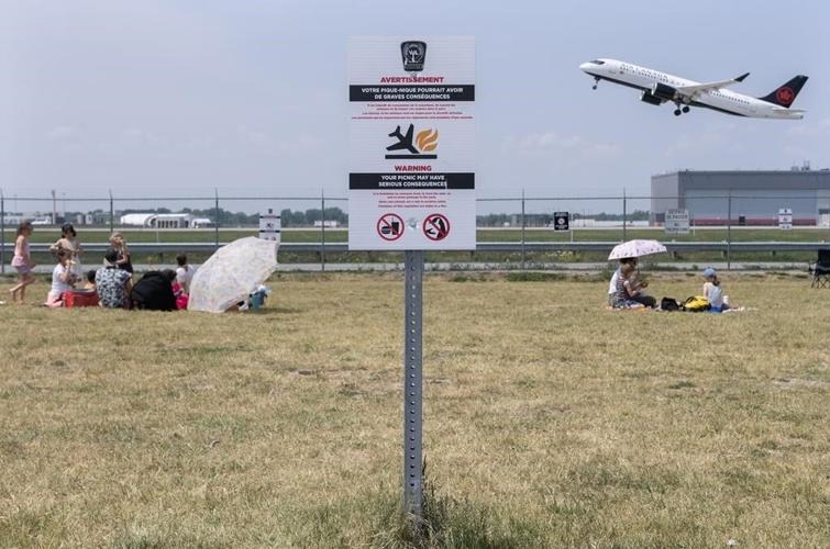 Aeroporto de Montreal quer que pessoas parem de fazer piqueniques em parque próximo
