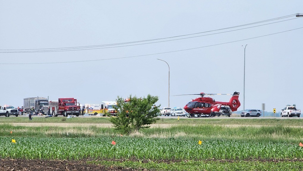 Polícia atualiza tragédia que matou 15 na Rodovia Trans-Canada, em Manitoba