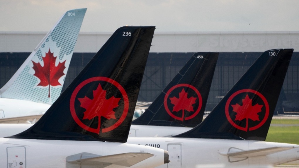 Fim de semana prolongado teve quase 2.000 voos da Air Canada atrasados ​​e cancelados