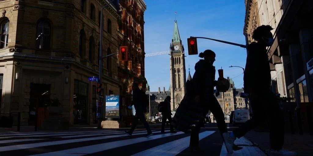 Ottawa segue os passos de Toronto e adota serviço de crise de saúde mental de emergência