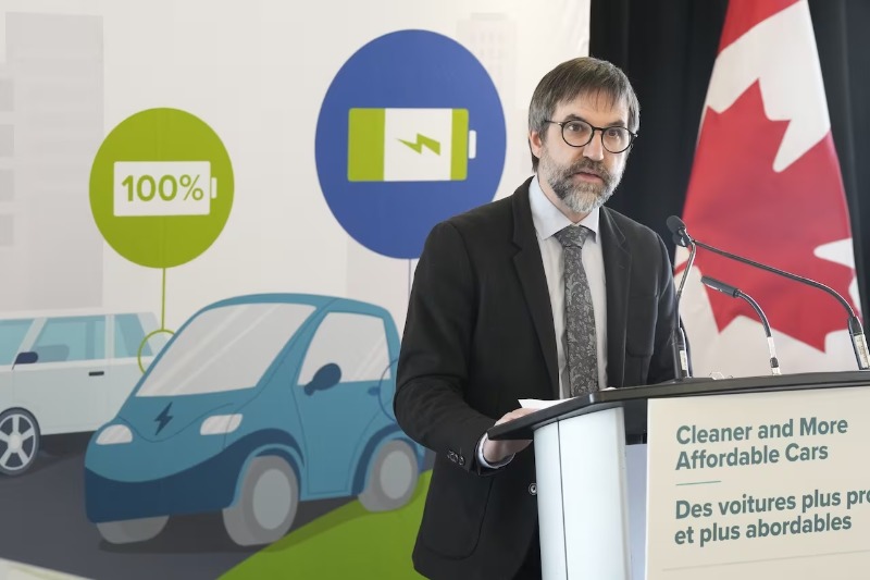 Canadá vai eliminar carros e caminhões movidos a gasolina até 2035; entenda como vai funcionar