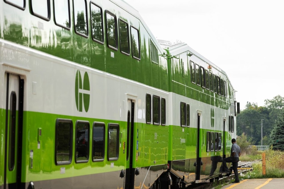 Ontário vai adicionar mais de 300 viagens semanais ao GO Transit até o final do mês