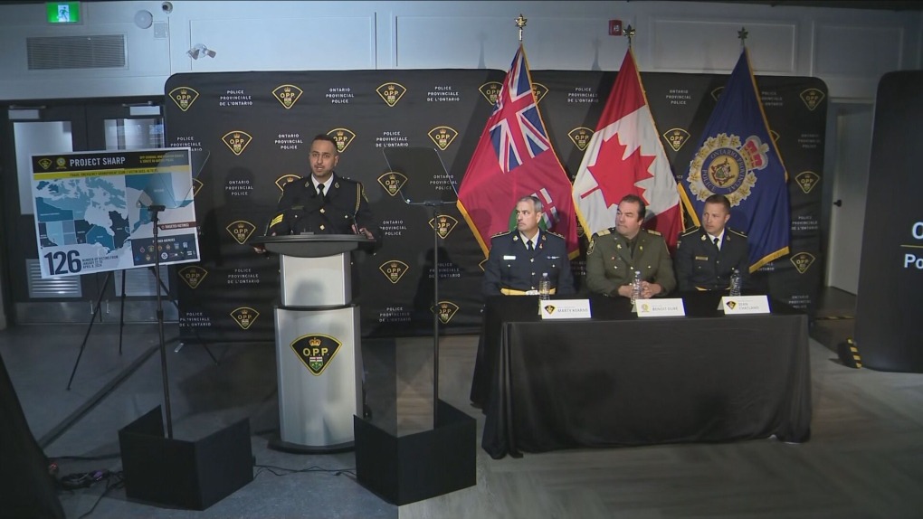 Polícia de Ontário desvenda esquema de 'golpe dos avós': prejuízo de $2,2 milhões em todo o Canadá